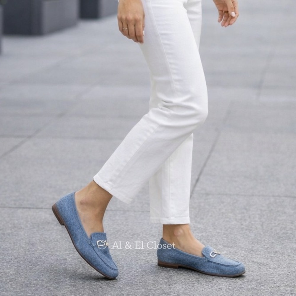 Naturalizer Layla Loafers Sky Blue Suede Women’s Flats Size 9W (EUR 40 UK 6.5)